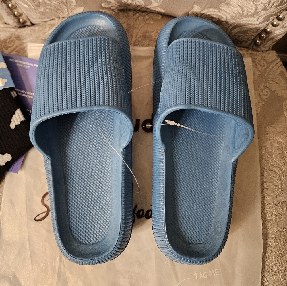 NEW Original Cushion Slides - Cloud Slides in Blue Womens 40-41/8.5-9.5 +FREEBIE - Picture 3 of 4